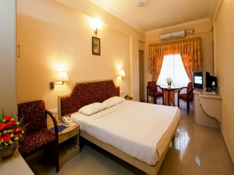 Hotel Aroma Classic Days Thiruvananthapuram